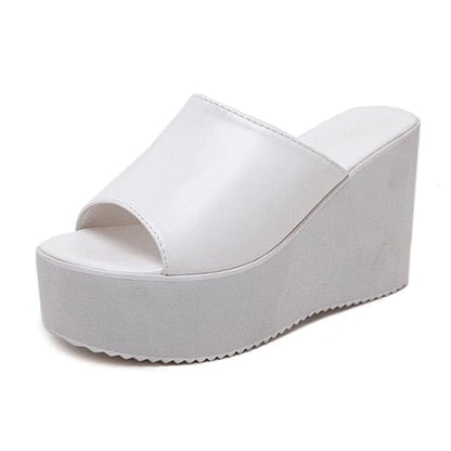 Kinky Cloth White / 4.5 Black Slip On Platform Wedge