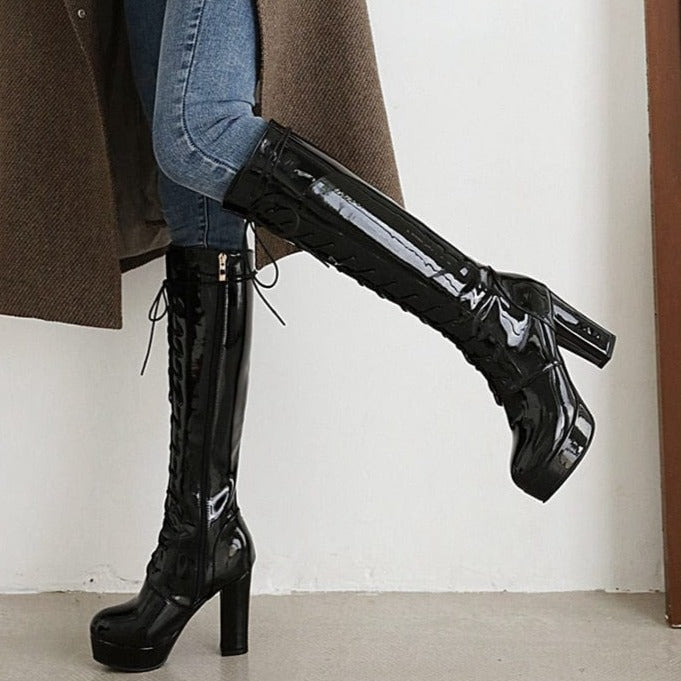 Kinky Cloth Glossy High Heel Boots