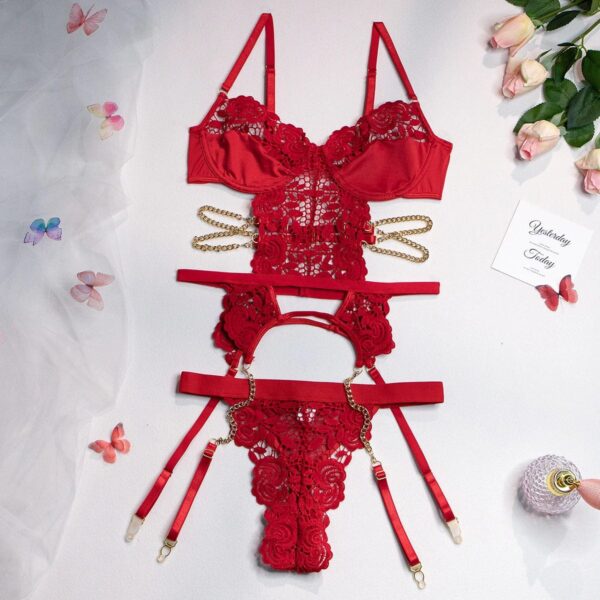 Kinky Cloth Red / L 2-Piece Lace Cut Out Chain Lingerie Set