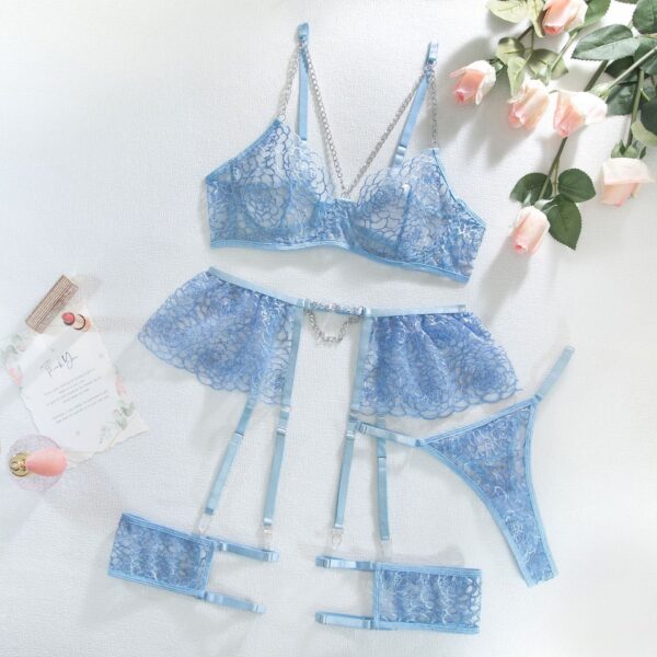 Kinky Cloth Sky Blue / S 3-Piece Embroidery Chain Lingerie Set