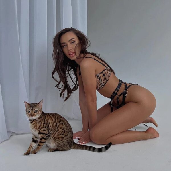 Kinky Cloth 3-Piece Leopard Mesh Lingerie Set