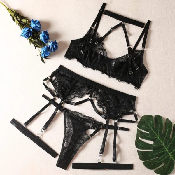 Kinky Cloth Black / S 4-Piece Lace Patchwork Lingerie