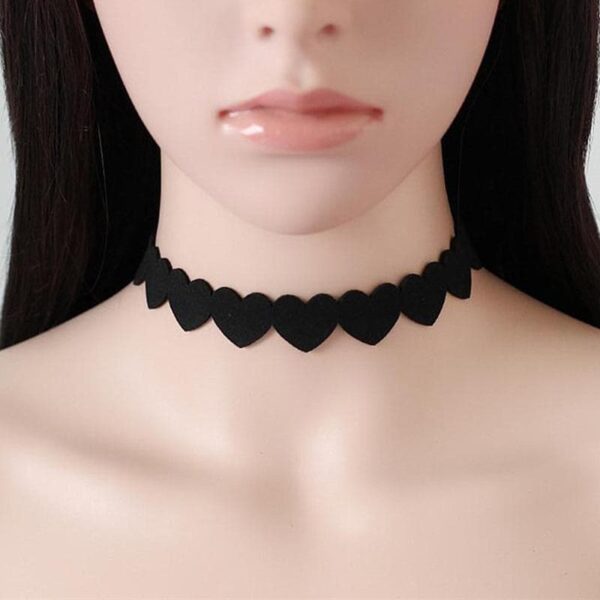 Kinky Cloth 90's Heart Choker