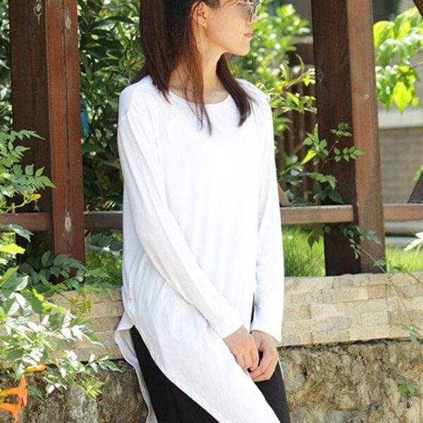 Kinky Cloth Asymmetrical Vent Long T-Shirt