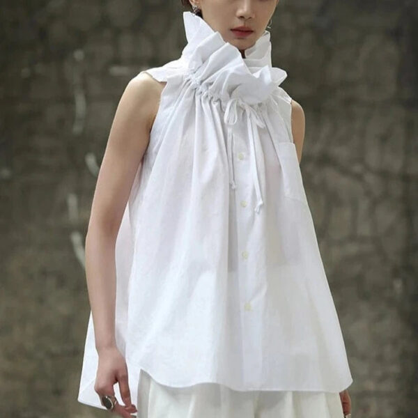 Kinky Cloth white / S Big Ruffles Sleeveless Blouse