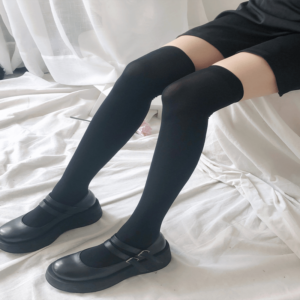 Kinky Cloth Black White Lolita Socks