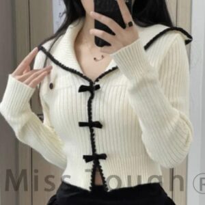 Kinky Cloth Beige / Size S(40-45Kg) Bow Knitted Blouse