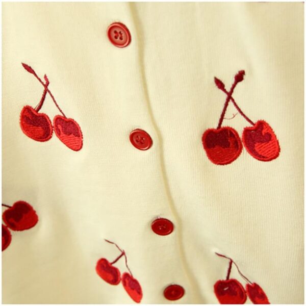 Kinky Cloth 200000373 Cherry Embroidery Knitted Cardigan