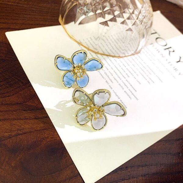 Kinky Cloth Crystal Blue Flower Ring