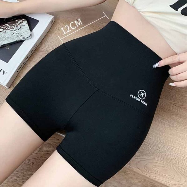 Kinky Cloth Elastic Lift Up Flat Belly Shorts