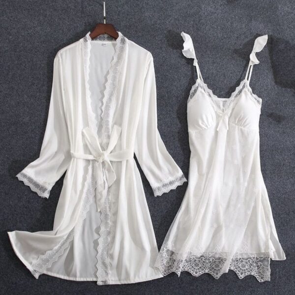 Kinky Cloth White / M(40-50KG) / CN Embroidery Lace Silk Sleepwear Set