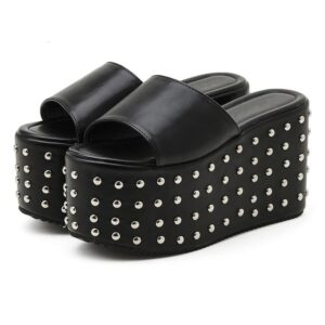 Kinky Cloth Extreme Platform Rivet Sandals