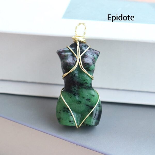 Kinky Cloth Epidote Feminine Body Crystal Pendant Necklace