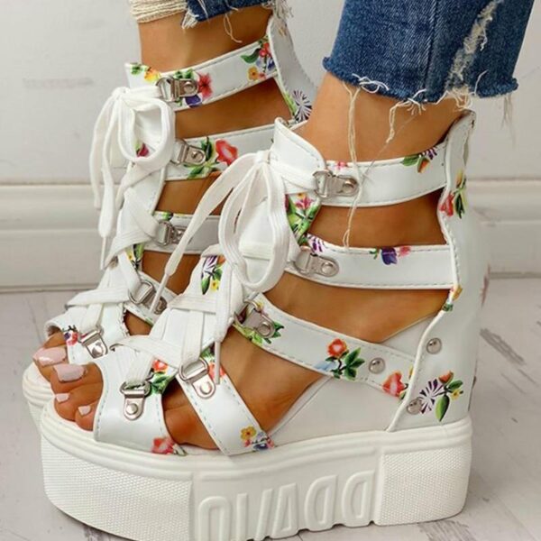 Kinky Cloth White / 35 Floral High Wedge Heels