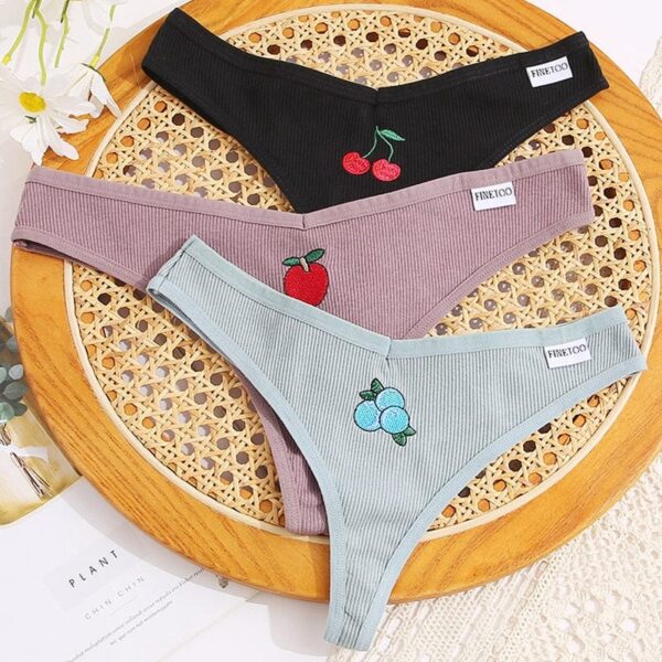 Kinky Cloth Fruit Embroidery Panties