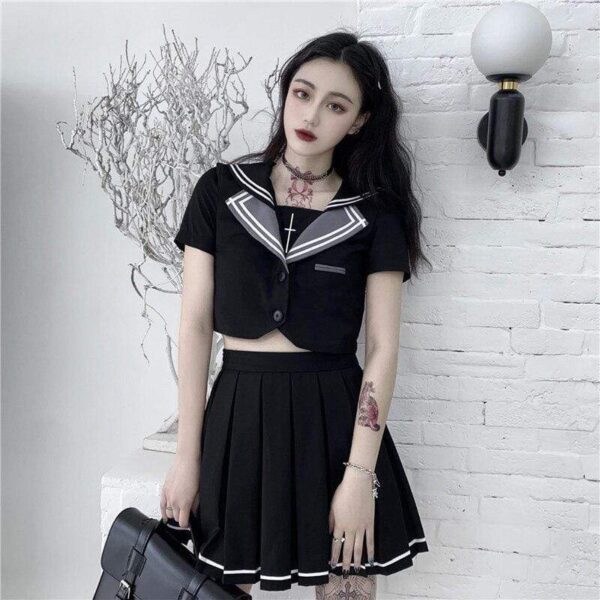 Kinky Cloth 200003494 Gothic JK Crop Uniform Set