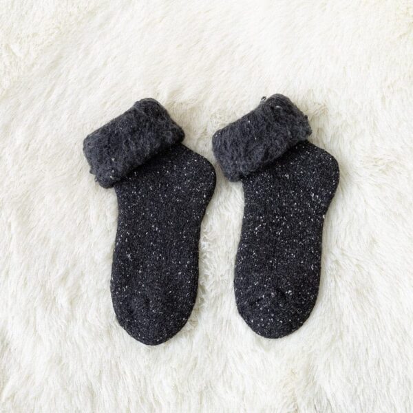 Kinky Cloth 01 / China / One Size Kawaii Thick Wool Socks