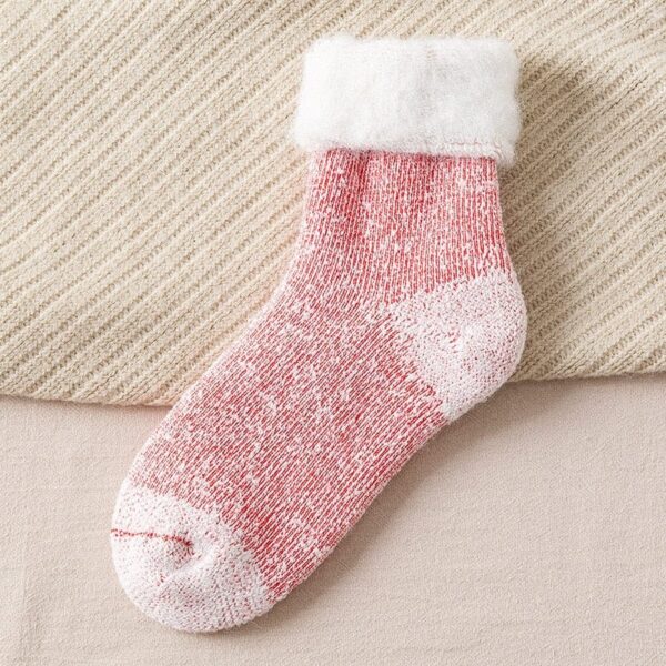 Kinky Cloth 09 / China / One Size Kawaii Thick Wool Socks