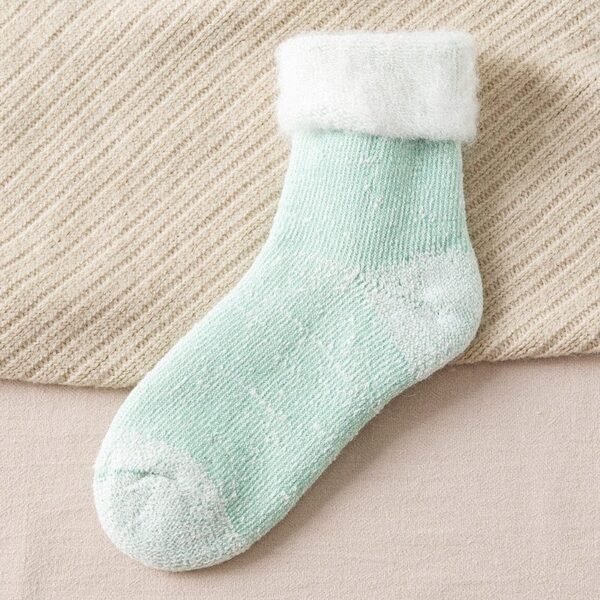 Kinky Cloth 10 / China / One Size Kawaii Thick Wool Socks