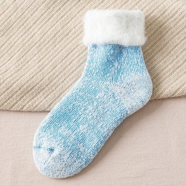 Kinky Cloth 11 / China / One Size Kawaii Thick Wool Socks