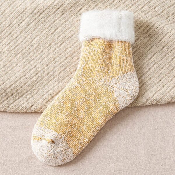 Kinky Cloth 12 / China / One Size Kawaii Thick Wool Socks