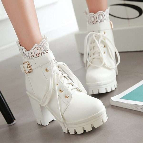 Kinky Cloth Lace Platform Ankle Boots