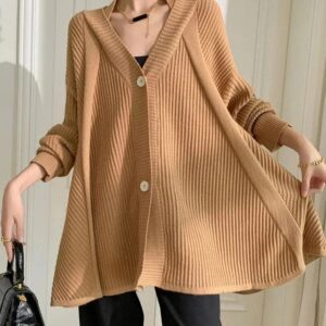 Kinky Cloth Large Size Knitted Cardigan Sweater