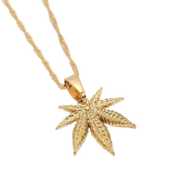 Kinky Cloth Marijuana Leaf Necklace