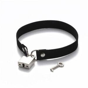 Kinky Cloth 200000162 Black Metallic Padlock Collar Choker