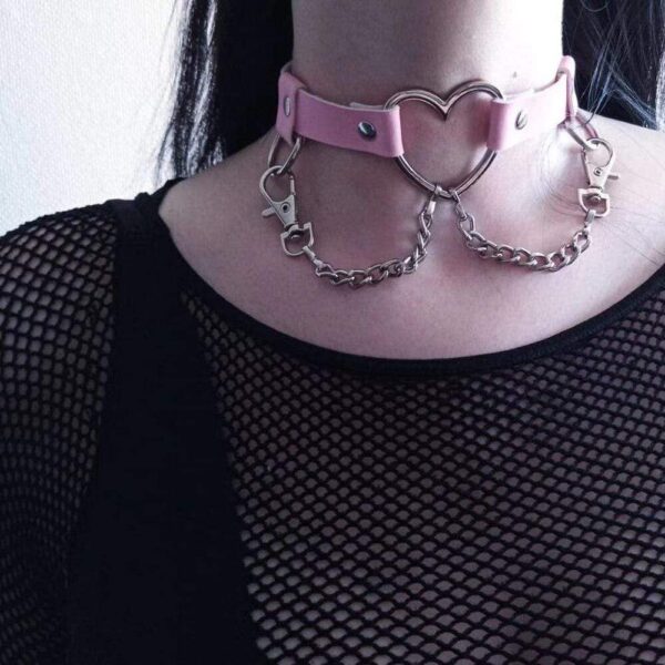 Kinky Cloth 200001886 Removable Heart Choker Harness Bra