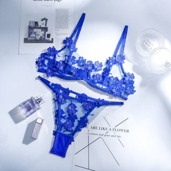 Kinky Cloth Blue / S See Through Floral Bra Set